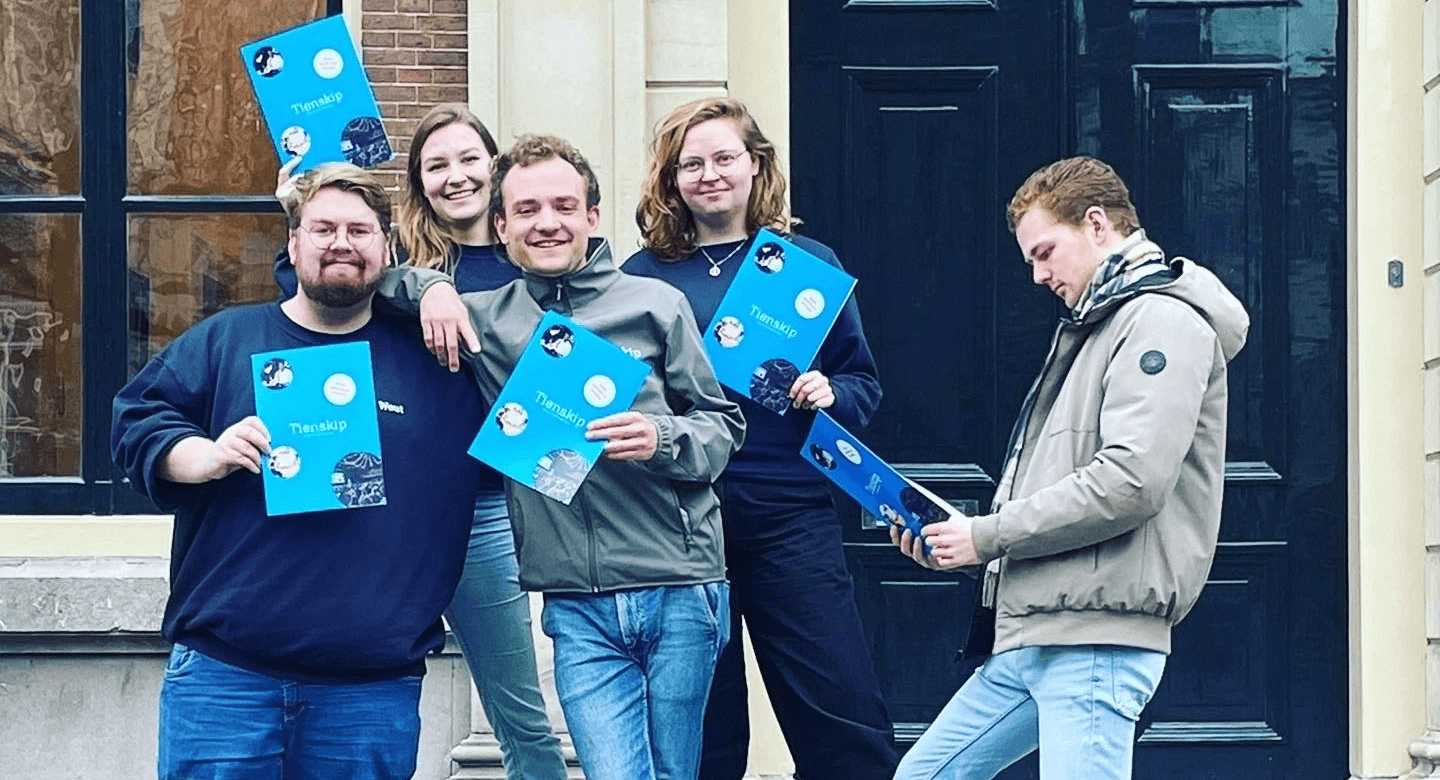 Jongeren en volwassenen werken samen
